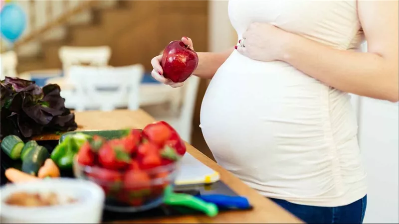 الفواكه للحوامل:فواكه طبيعية تمنحك طاقة وفيتامينات أساسية 