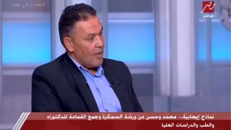 عامل نظافة وطالب بدراسات عليا: بذاكر ساعتين يوميا ومستمر في مهنتي من 27 سنة