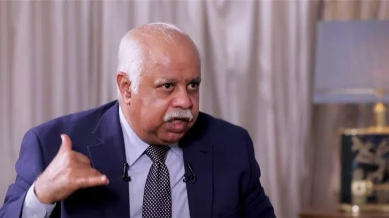 «على قدر أهل العزم تأتي العزائم».. حمدي رزق يكتب عن «طاقة» مصر