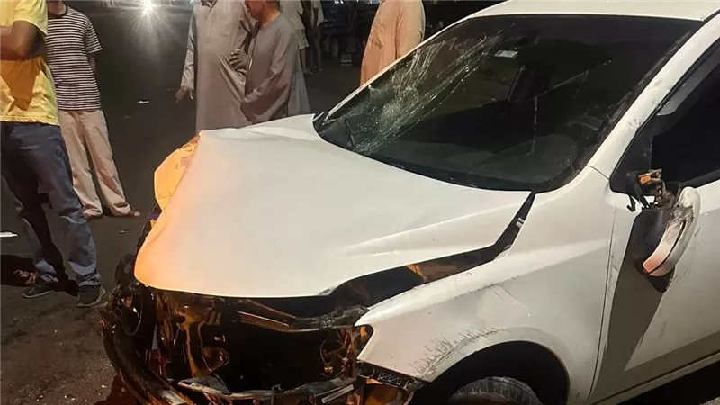 إصابة 4 أطفال صدمتهم سيارة أثناء لهوهم أمام منزلهم بقرية بالمنوفية