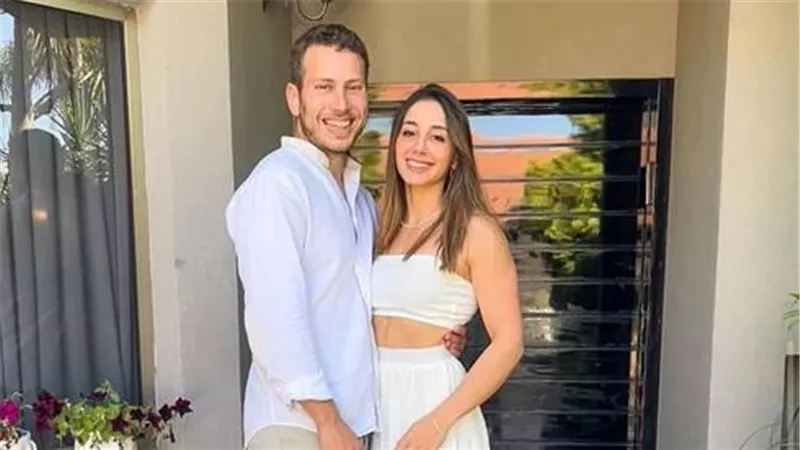 بعد إلغاء زفافه مرتين بسبب الحرب.. نجل نتنياهو يعلن الانفصال عن خطيبته