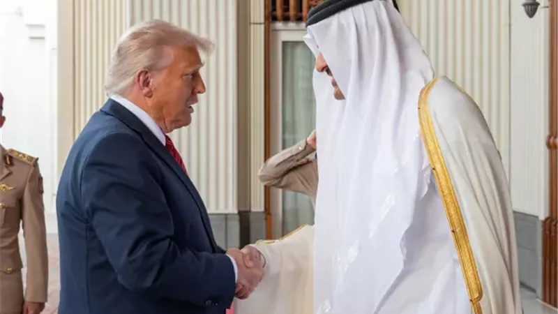 ترامب يعقد اجتماعا هاما مع رئيس وزراء قطر في نيويورك