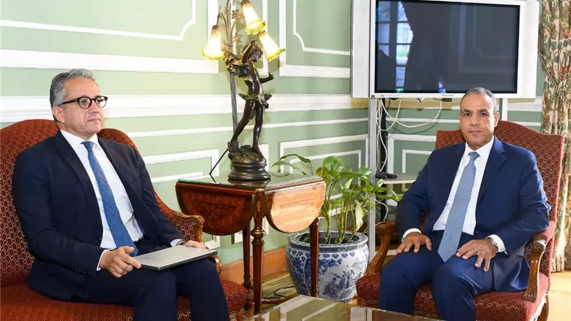 بدرعبد العاطي يستقبل الدكتور خالد العناني المرشح  لمنصب مدير عام اليونسكو