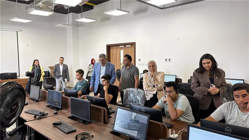 جولة موسعة لنائب رئيس جامعة بنها الأهلية لتفقد اختبارات تحديد مستوى اللغة 