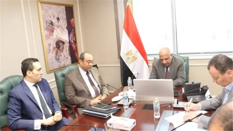 تعاون مصري نرويجي في الطاقة المتجددة: مشاريع ضخمة للطاقة الشمسية وطاقة الرياح
