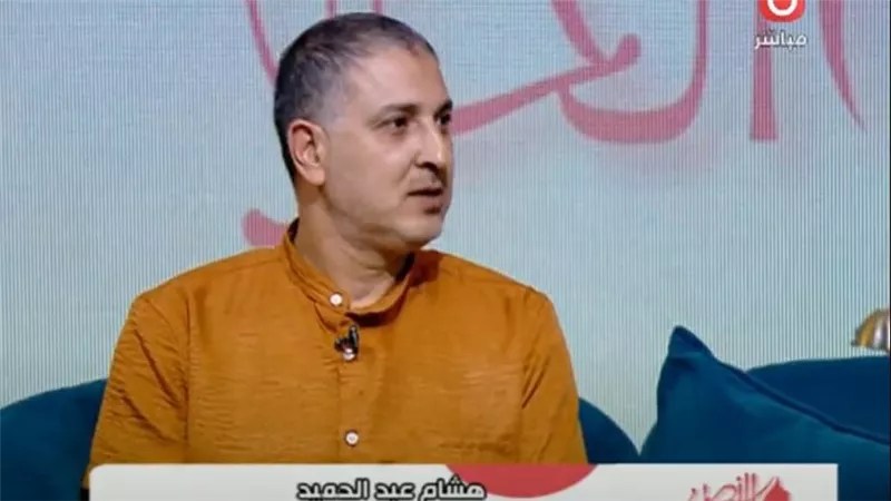 مصري يكشف قصة زواجه من أول شيف روسية بمصر: وقفت جنبي ودعمتني 