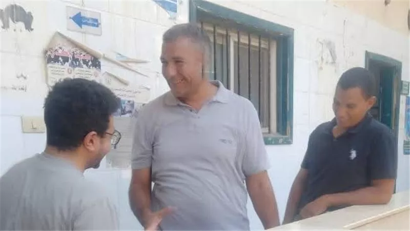 رئيس مدينة قفط يوجه برفع الاشغالات من الشوارع والأهتمام بالوحدات الصحية