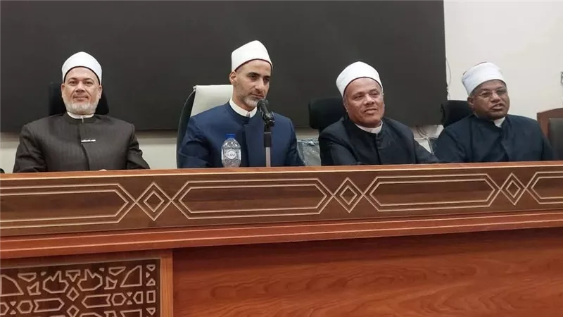 مديرية أوقاف قنا تفتتح العام الدراسي الجديد بمركز سيدي عبد الرحيم القنائي