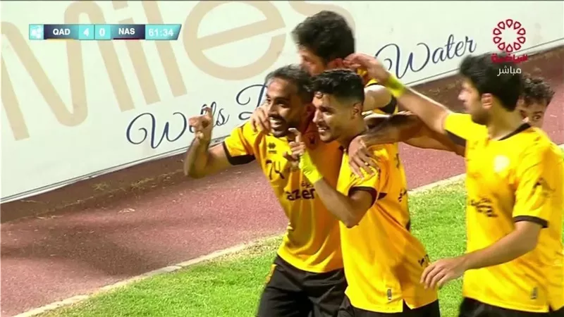 محمود كهربا يسجل ويصنع ..القادسية يتصدر الدوري الكويتي برباعية في شباك النصر