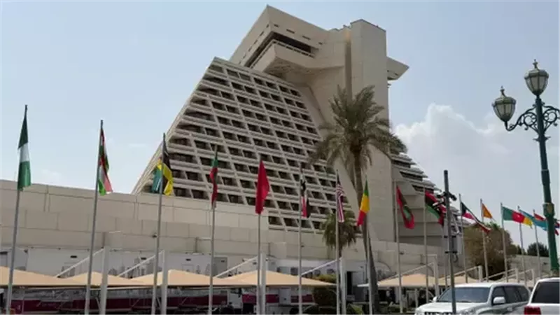  ياسر مسعود: القمة العربية الإسلامية خطوة حاسمة لتوحيد الموقف العربي والإسلامي