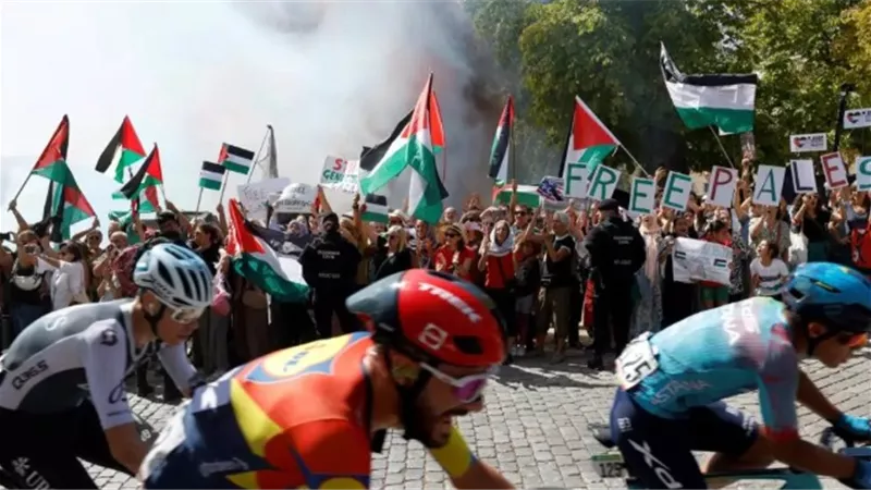 رئيس وزراء إسبانيا: فخورون بالاحتجاجات المؤيدة للفلسطينيين في بلادنا