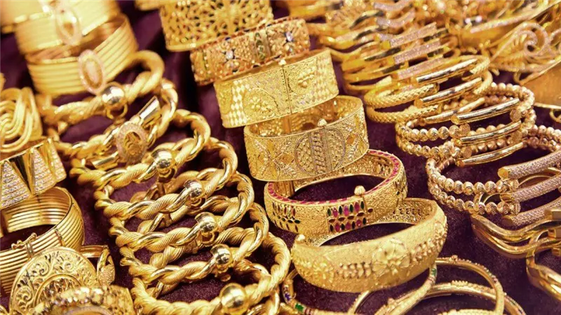 عضو شعبة الذهب والمجوهرات: لو معاك فائض من المال اشتري المعدن النفيس