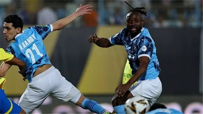 ماييلي يقود هجوم بيراميدز المتوقع أمام أهلي جدة في الإنتركونتنتال 