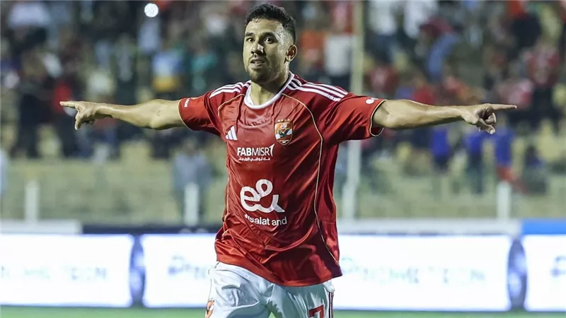 الأهلي يكشف حقيقة الأجور: تريزيجيه لا يتقاضى بالدولار .. والـ100 مليون خيال