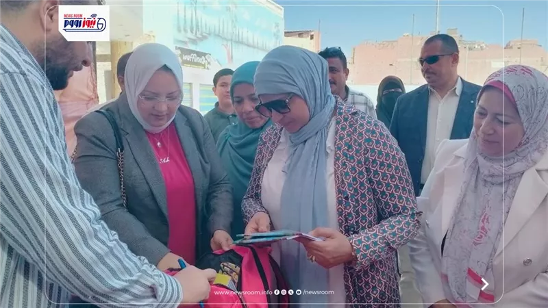 توزيع 500 شنطة مدرسية و500 جنيه للزي المدرسي بأبشواي  