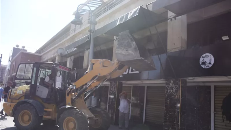 ضبط 13500 عبوة بسكويت فاسدة وتشميع 61 منشأة بدون ترخيص في الإسكندرية
