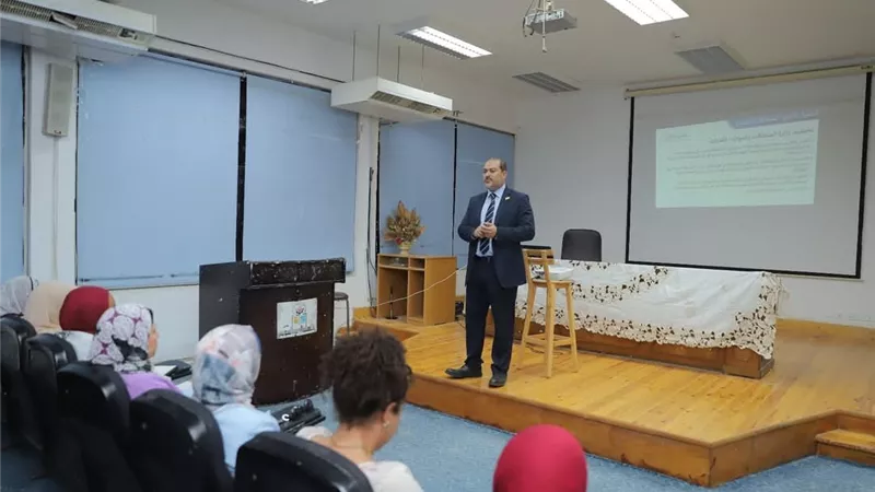 جامعة السويس تنظم برنامجًا تدريبيًا حول آليات ومعايير التميز الحكومي