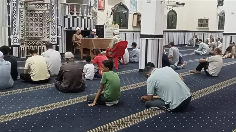 أوقاف السويس تعقد الندوات العلمية عن العلم والعمل ودورهما في مواجهة التطرف