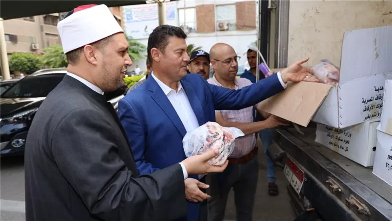 محافظ المنوفية:  توزيع 2 طن لحوم ضمن مشروع صكوك الأضاحي على الأولى بالرعاية