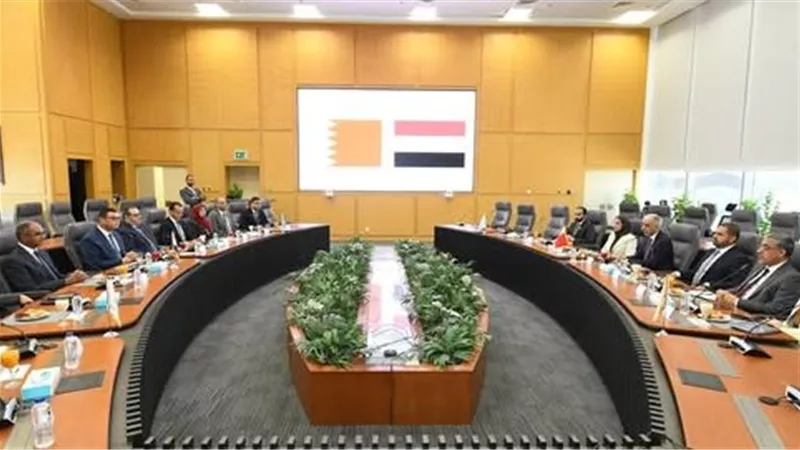وزير الإسكان يستقبل وزير الأشغال البحريني لبحث أوجه التعاون  