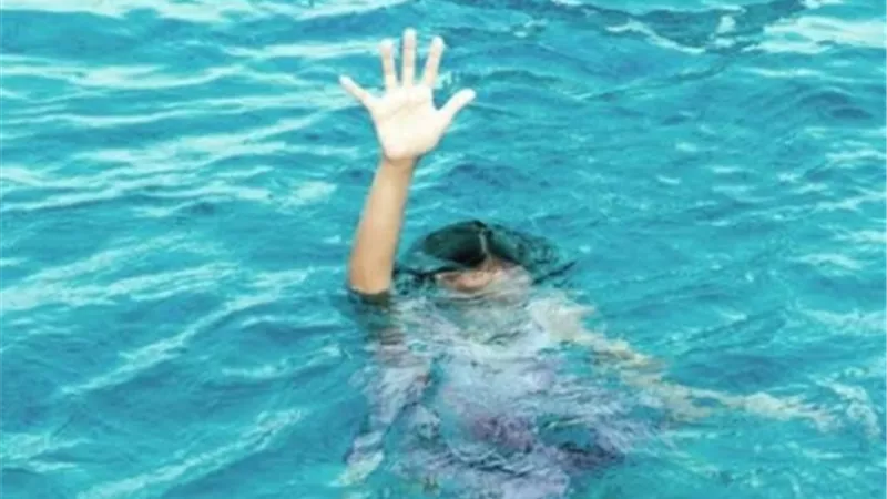 مصرع طفلة رضيعة غرقا في بانيو الحمام بقرية الخمسيية بأبو حمص