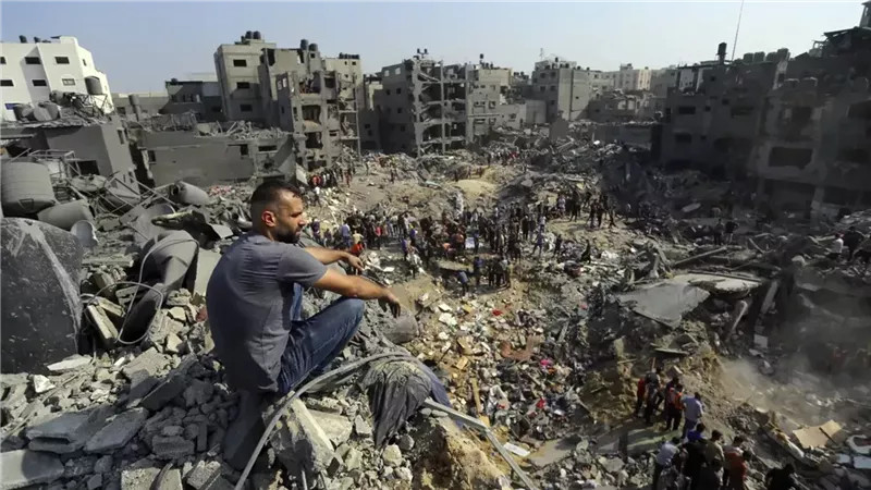 الاحتلال لا يهاب القوانين الدولية.. سياسي: إسرائيل تجاوزت كافة الخطوط الحمراء