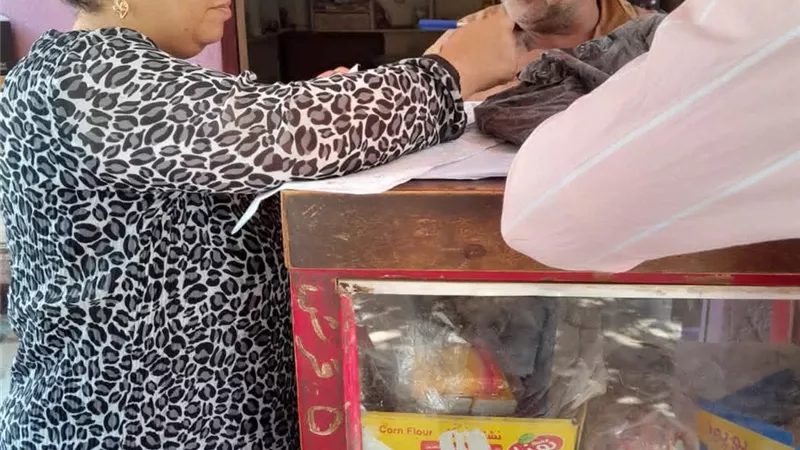 ضبط 60 ألف قطعة لوليتا مجهولة المصدر وأسماك وكيماوى بحملات ببنى سويف