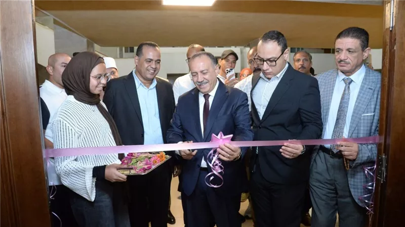 محافظ أسيوط يفتتح قاعة المؤتمرات الكبرى بالديوان العام بعد تطويرها