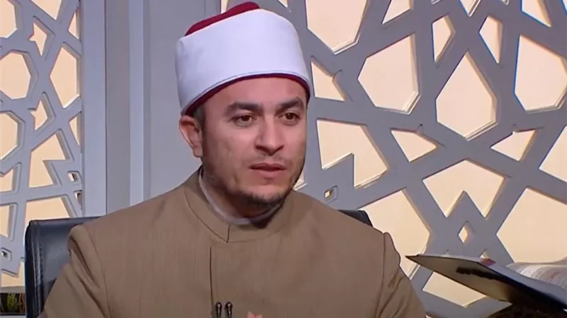 ماحكم الشرعى في صلاة  قاطع الرحم ؟.. أمين الفتوى يجيب