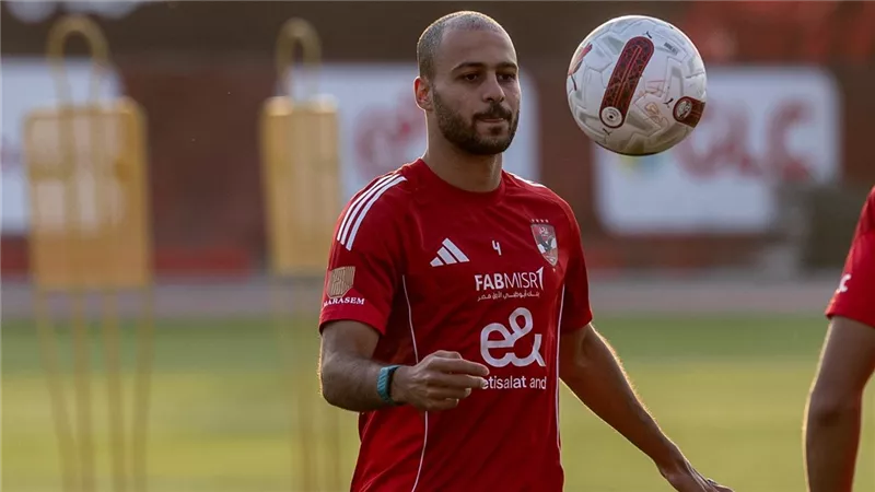 شراء عقد بيكهام.. الأهلي يفتح ملف تجديد عقود 3 نجوم في أكتوبر