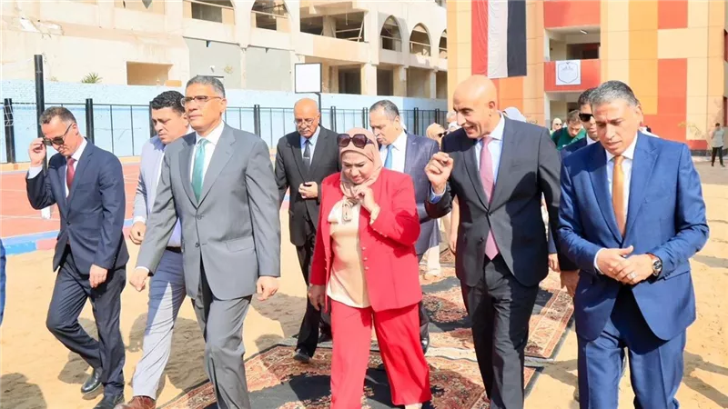 وزير التعليم ومحافظ الجيزة يفتتحان 3 مدارس جديدة قبل العام الدراسي
