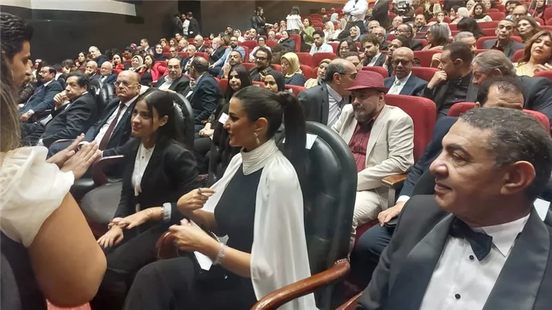 درة وعمرو عبدالجليل يحضران افتتاح مهرجان بورسعيد السينمائي الدولي|صور