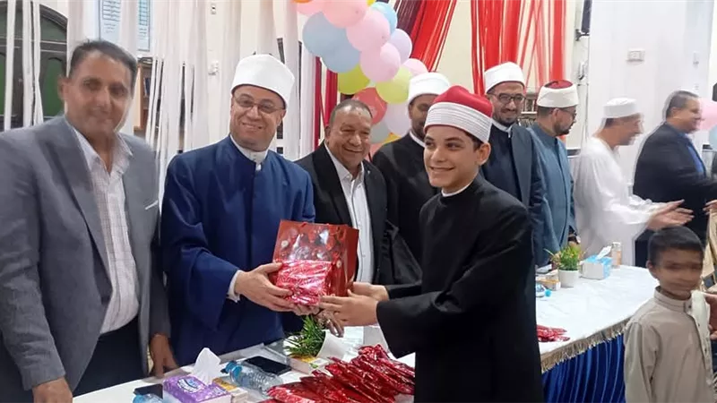 تكريم حفظة القرآن الكريم.. أوقاف السويس تشارك في ختام فعاليات النشاط الصيفي 