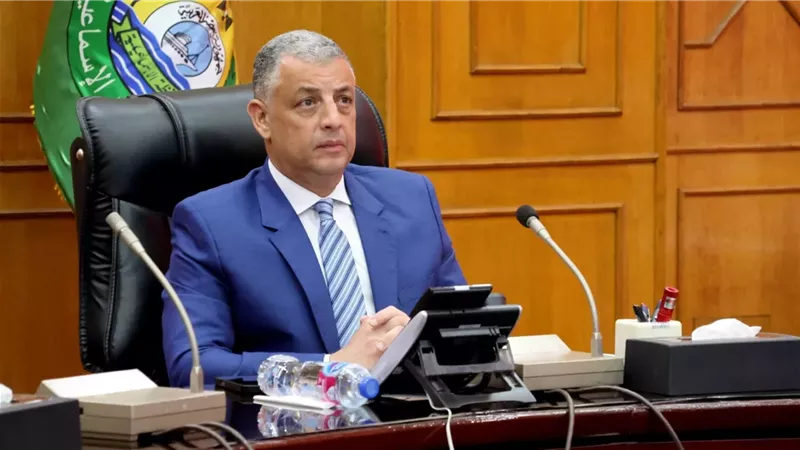 محافظ الإسماعيلية: المنطقة الاقتصادية لقناة السويس محور جذب للاستثمارات 