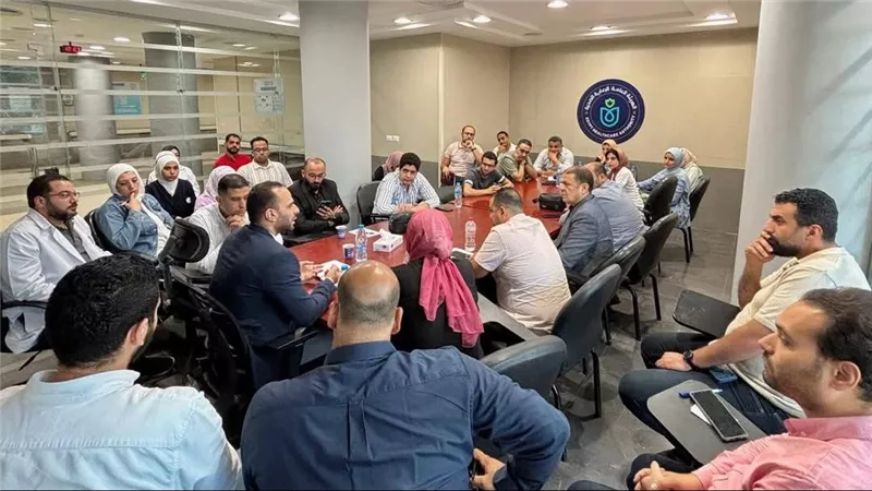مدير فرع هيئة الرعاية الصحية بالإسماعيلية يترأس الاجتماع التوجيهي الدوري