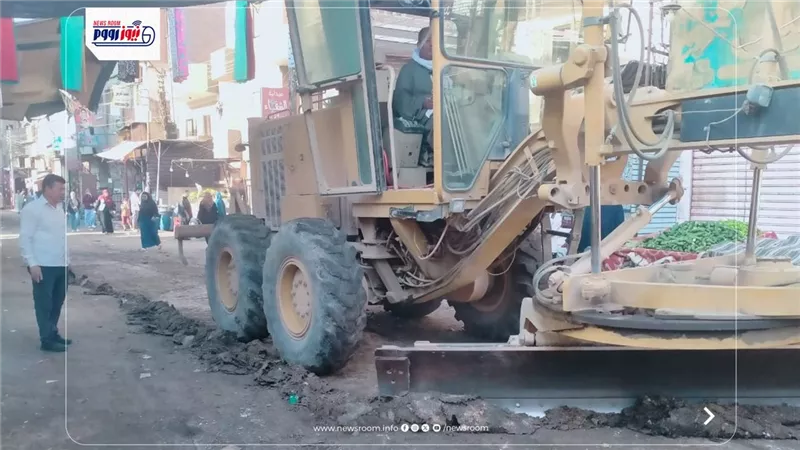 مصادرة 48 مخالفة متنوعة ورفع وإزالة 110 حالة عوائق حديدية وإستندات بالفيوم