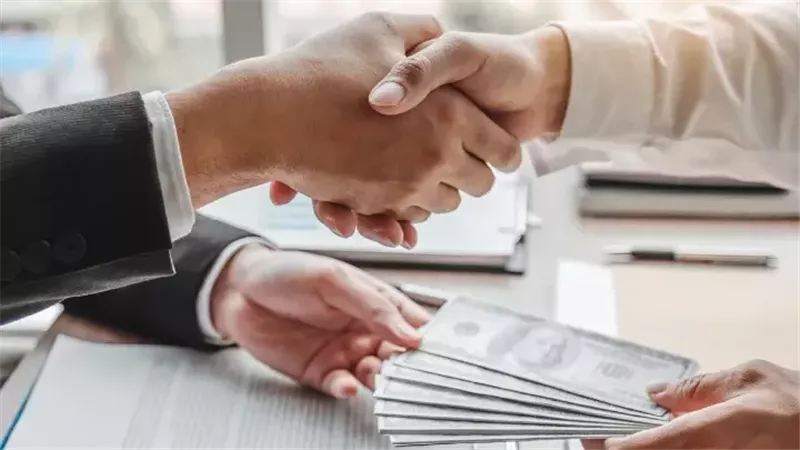 قانون التمويل الاستهلاكي يحدد ضوابط التسويق ويضع غرامة 100 ألف جنيه للمخالفين