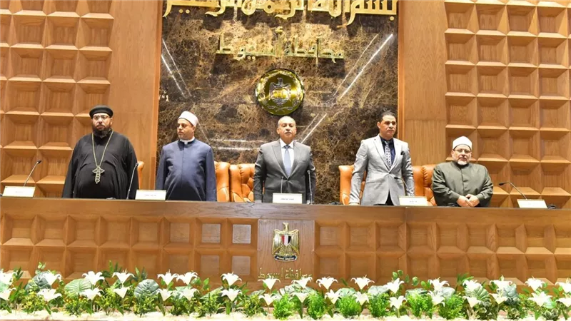 محافظ أسيوط يشهد تدشين المبادرة الوطنية الشاملة صحح مفاهيمك