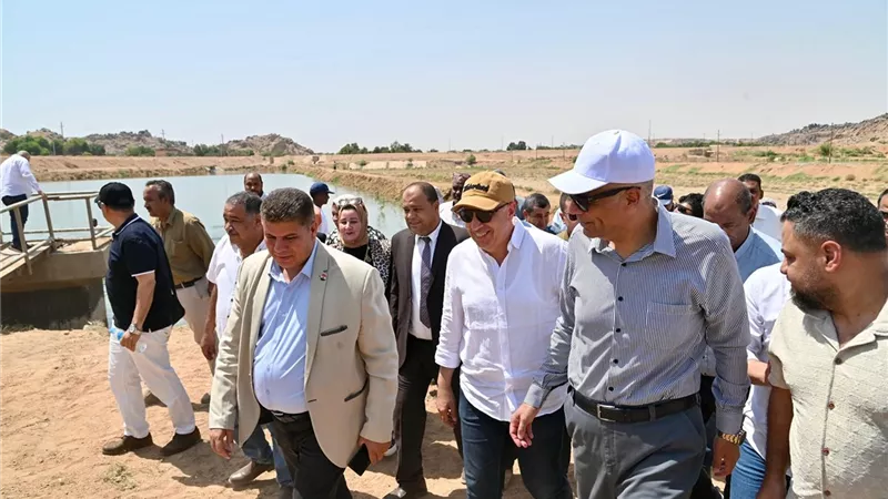 وزير الري يواصل جولته بمحافظة أسوان.. ويتفقد المفرخ السمكي بمنطقة الشلال