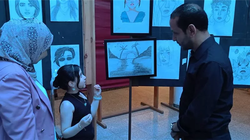مكتبة مصر العامة تشهد فاعليات المعرض الختامي لمدرسة الرسم وفن الخط العربي