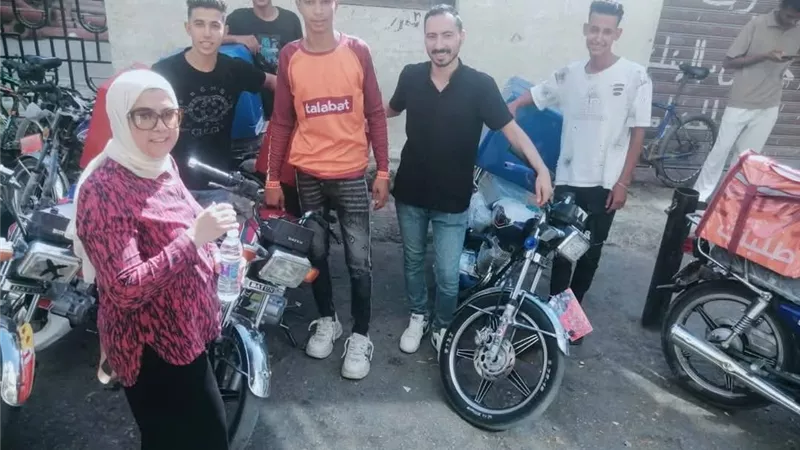 مديرية العمل.. حملات حصر وتوعية عمال الدليفري مستمرة بمحافظة السويس