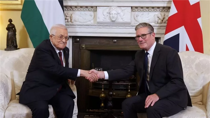 ستارمر: سنقيم علاقات دبلوماسية كاملة مع فلسطين ونتبادل السفراء بالقدس ولندن