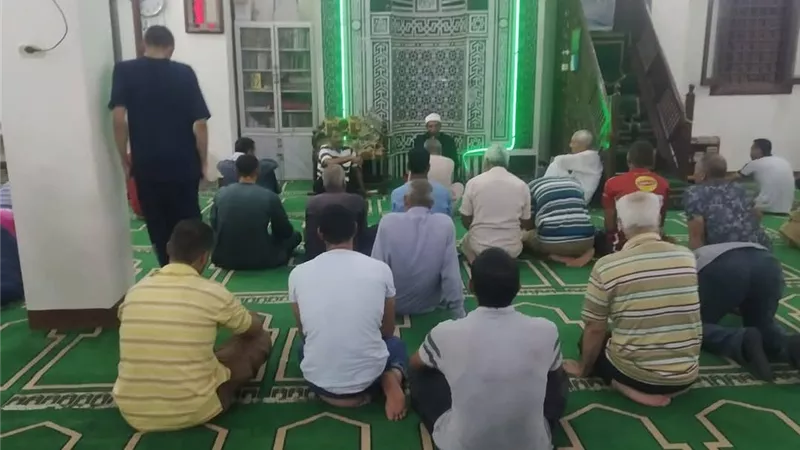 أوقاف السويس تنظم دروس منهجية لعلوم الفقه والحديث والعقيدة والأخلاق والتفسير  