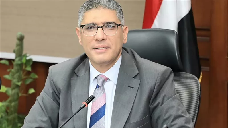 محافظ الجيزة يعتمد بقاء رؤساء المراكز والمدن ويُجري تغييرًا برئاسة الحوامدية