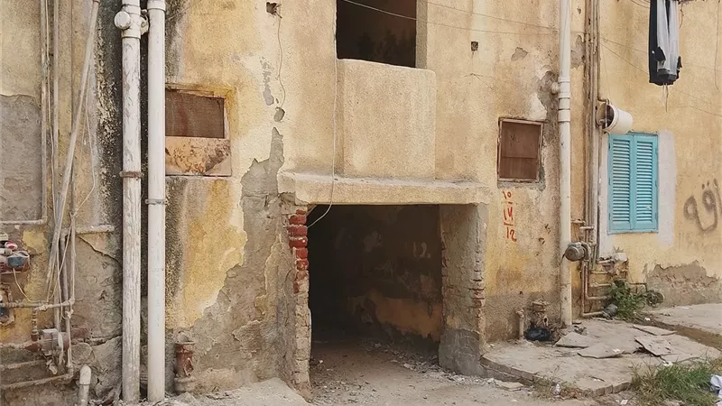 مساكن الشهابية بدمياط آيلة للسقوط ومعاناة الأهالي تتحول إلى صرخة استغاثة