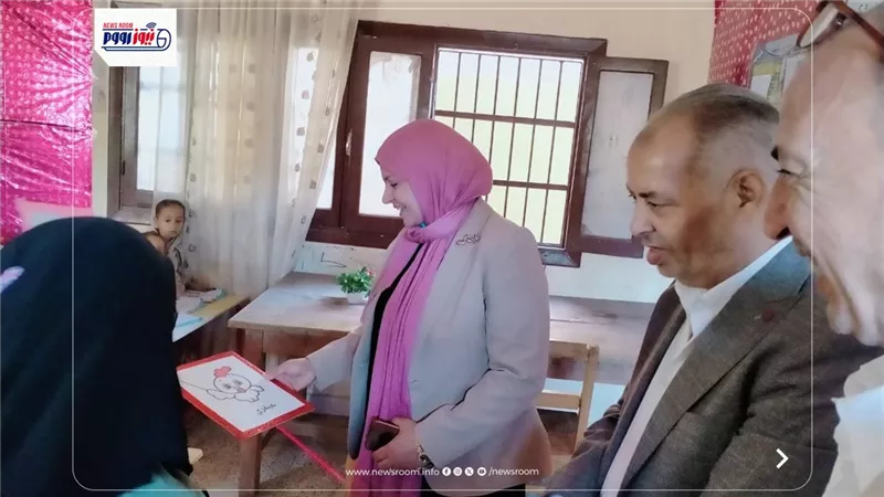رئيس مركز أبشواي تتفقد المدارس لمتابعة انتظام العملية التعليمية