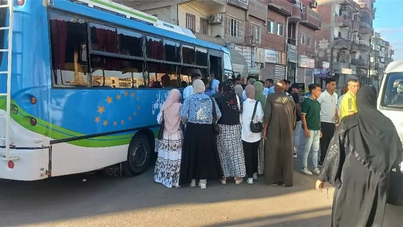 مع بداية العام الدراسي الجديد.. متابعات ميدانية لحركة المواقف في الشرقية