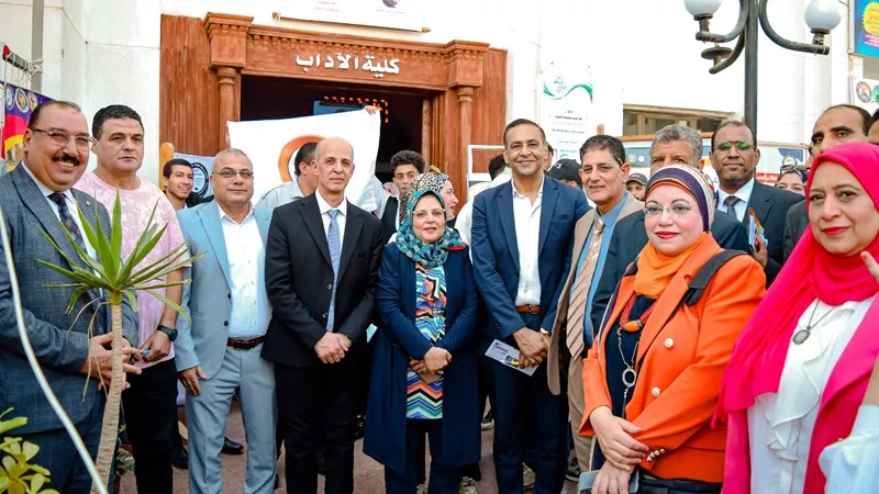 العام الدراسي الجديد.. تحية العلم وأنشطة رياضية وفنية بجامعة بنى سويف 