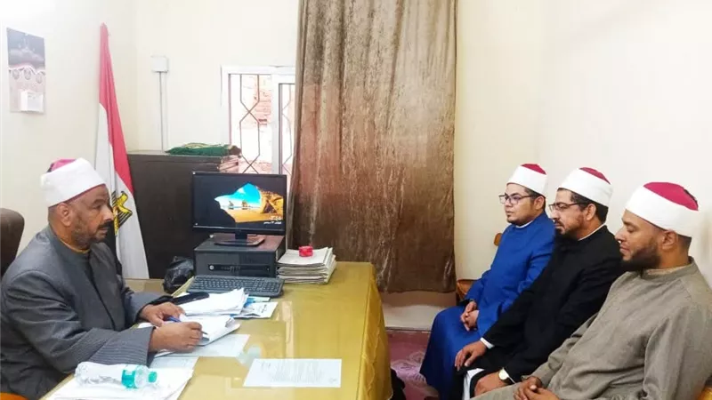 أوقاف الجيزة تجري مقابلات الأئمة المرشحين لأداء المجالس العلمية