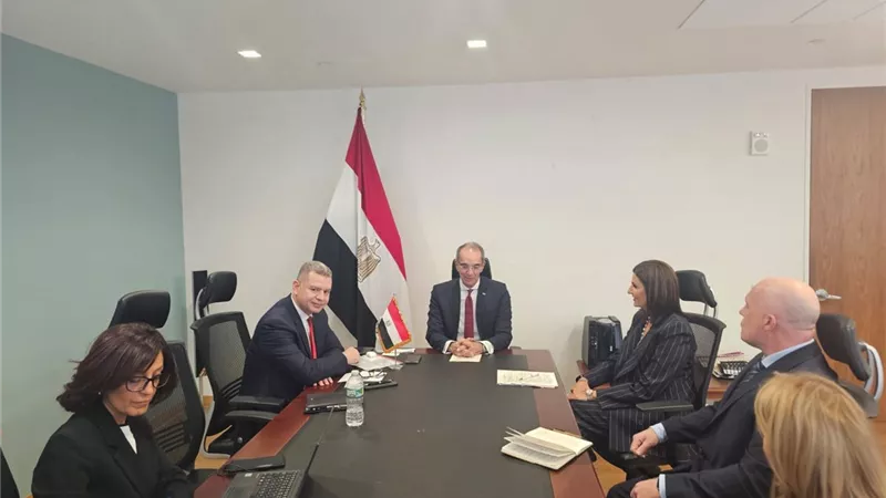 وزير الاتصالات يبحث مع شركات أمريكية تعزيز الاستثمارات وبناء القدرات